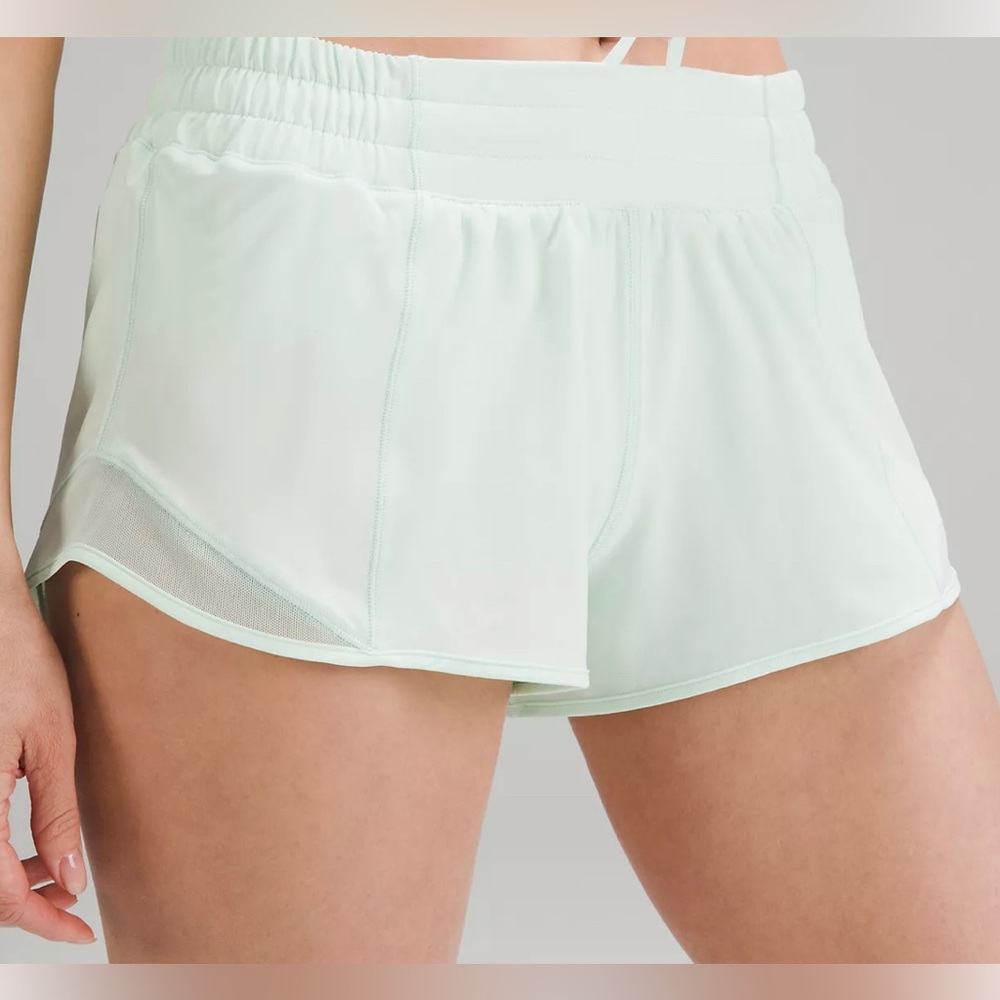 Lululemon Mint Hotty Hot Shorts 2.5 inch